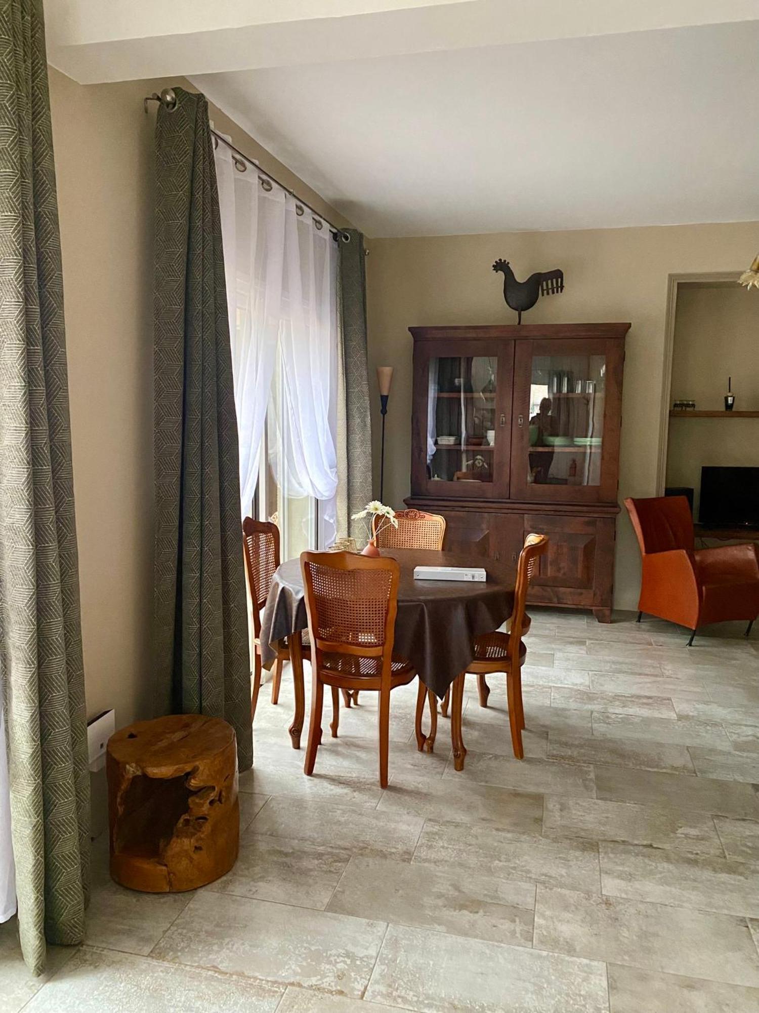 Maison du Midi, 2 Gîtes de charme Ginestas Extérieur photo