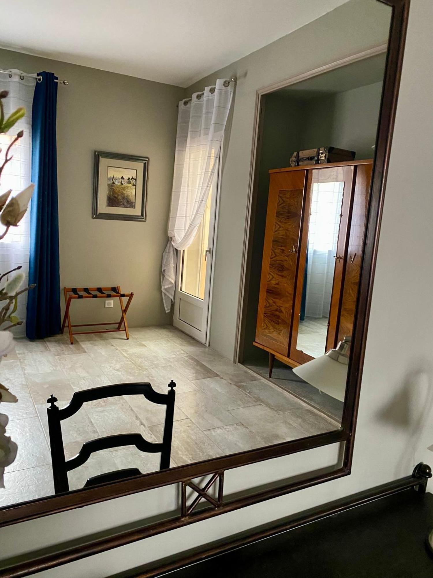 Maison du Midi, 2 Gîtes de charme Ginestas Extérieur photo